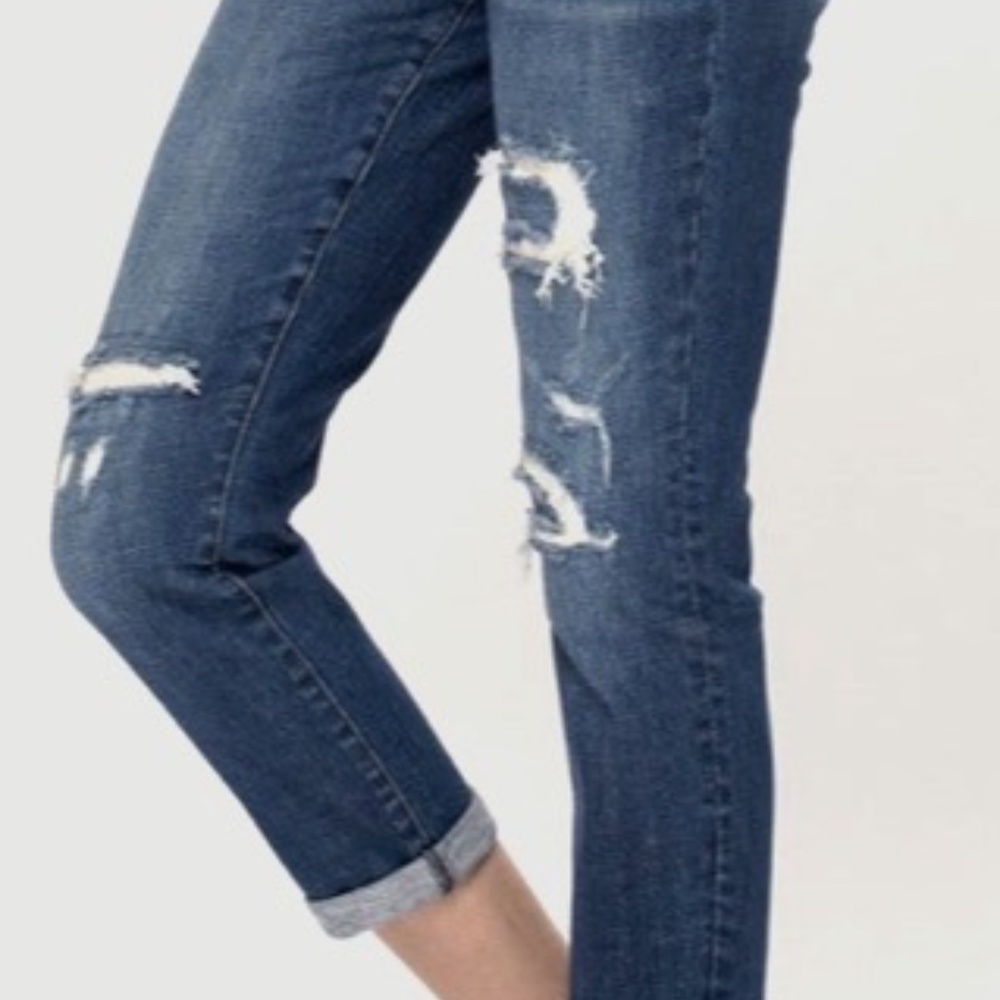 NEW Judy Blue Boyfriend Thermal Patch Roll Cuff Jeans 11/30 (NWT)